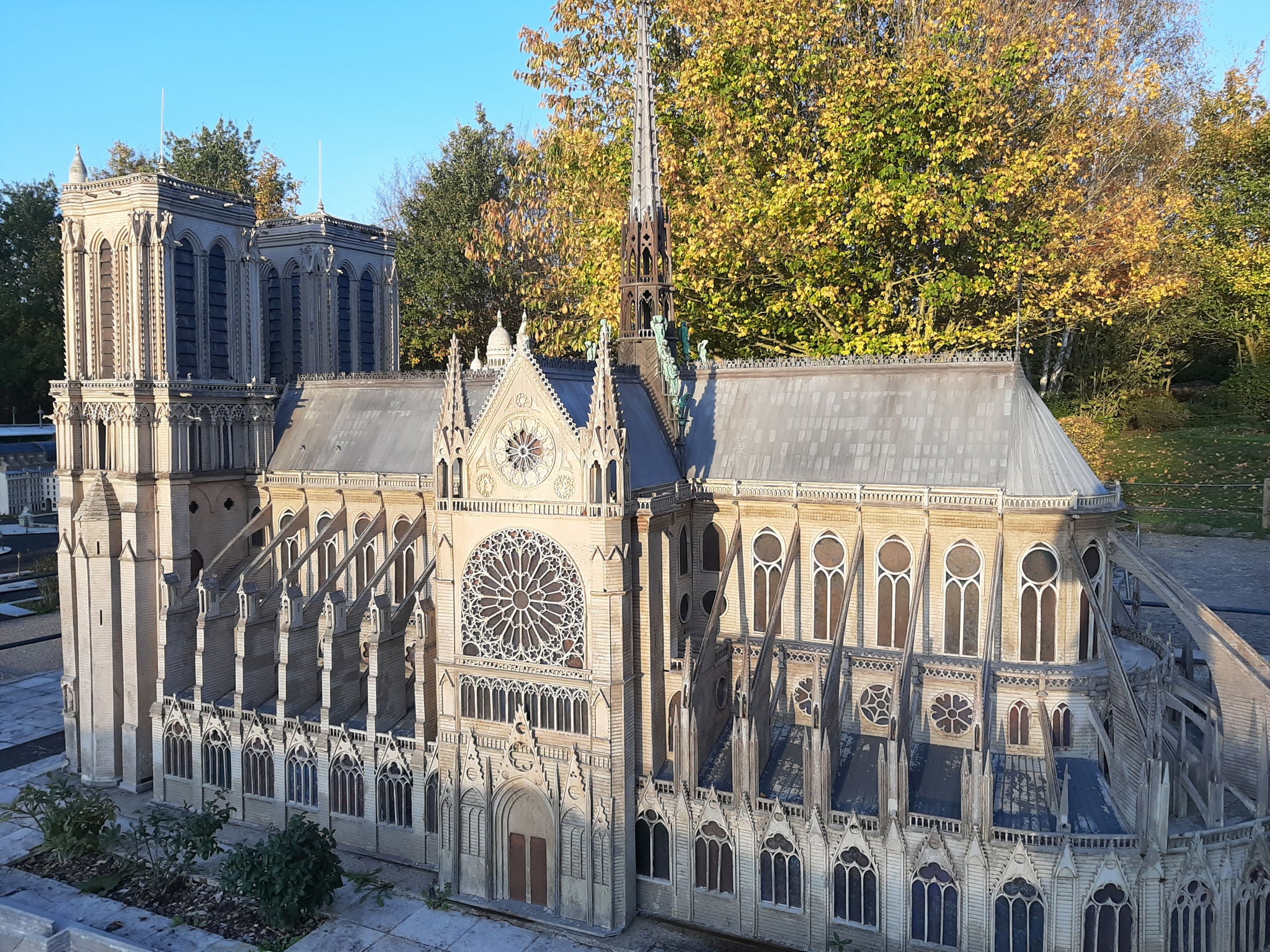 Notre dame de Paris à France Miniature 